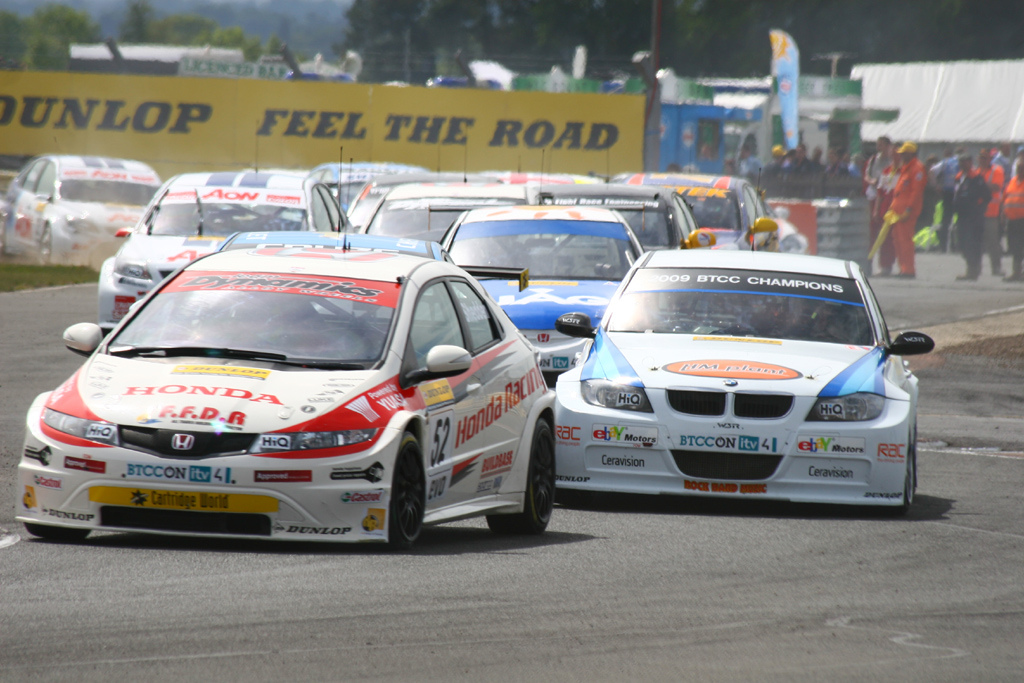 BTCC Croft June 2010 by Rob Dunckley