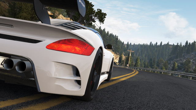 Project CARS's standard Ruf CTR3 California Highway