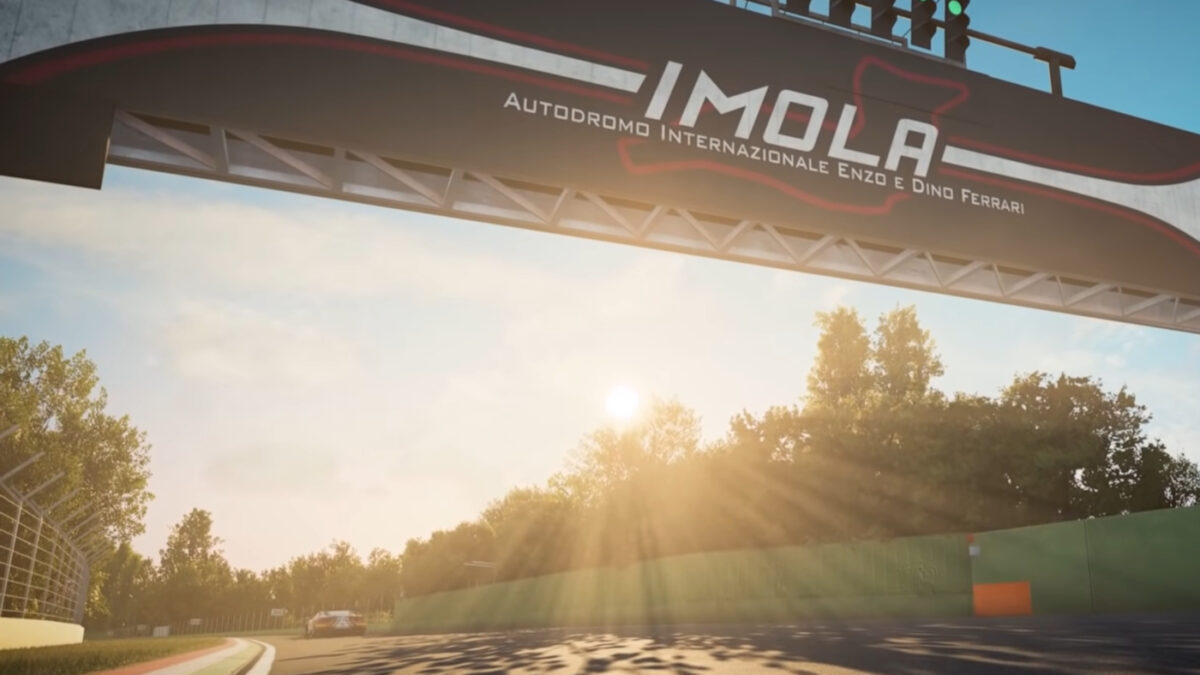 The Assetto Corsa Competizione 2020 GT World Challenge Pack DLC includes Imola and two new cars