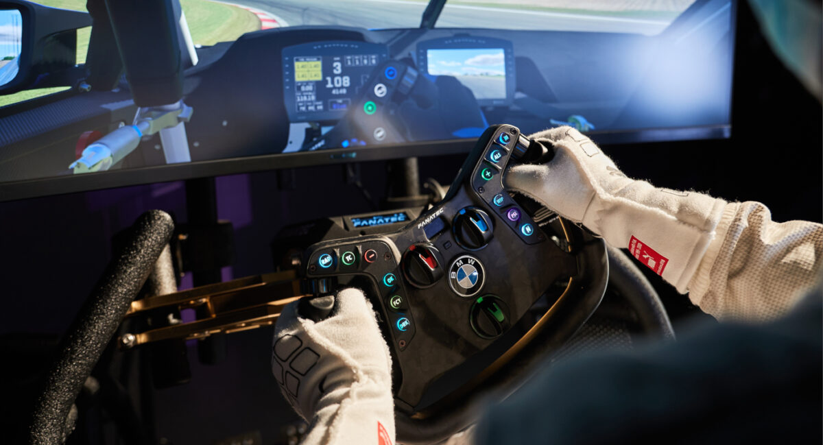 The new Fanatec Podium Steering Wheel BMW M4 GT3