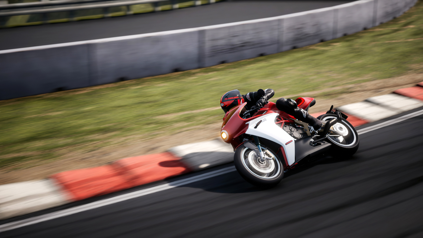 The 2019 MV Agusta Superveloce 800 in the RIDE 4 Ultimate 2020 Pack