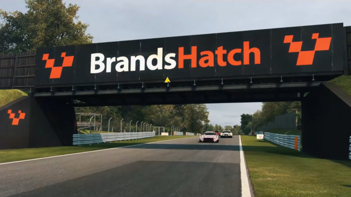 RaceRoom adds the Brands Hatch Grand Prix layout in the December 21st, 2020 update