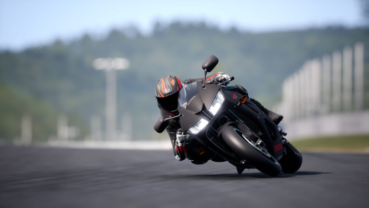 The RIDE 4 600cc Passion DLC adds the 2018 Honda CBR 600RR