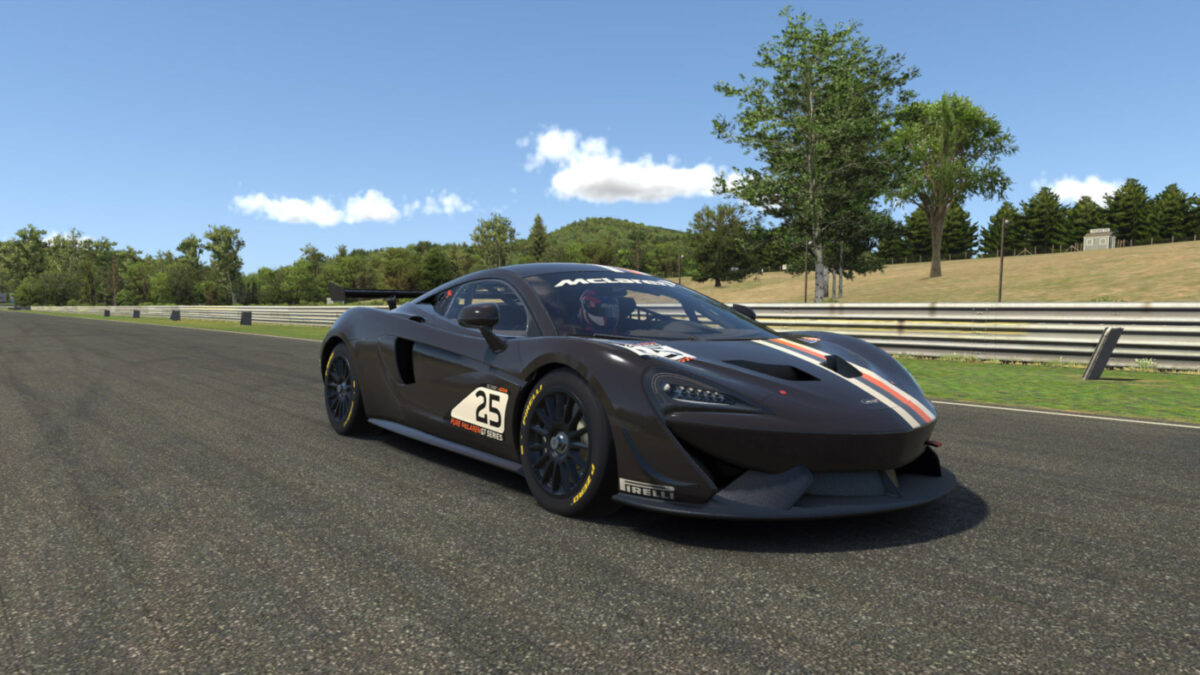 iRacing 2021 Season 2 Hotfix 1 and the McLaren 570s GT4 have both arrived