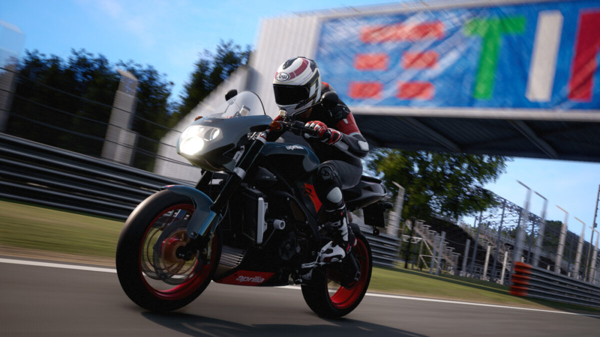 The RIDE 4 Power Naked DLC finishes off with the 2004 Aprilia Tuono