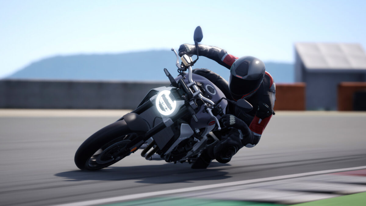The production version of the 2019 Honda CB1000R also now available for RIDE 4